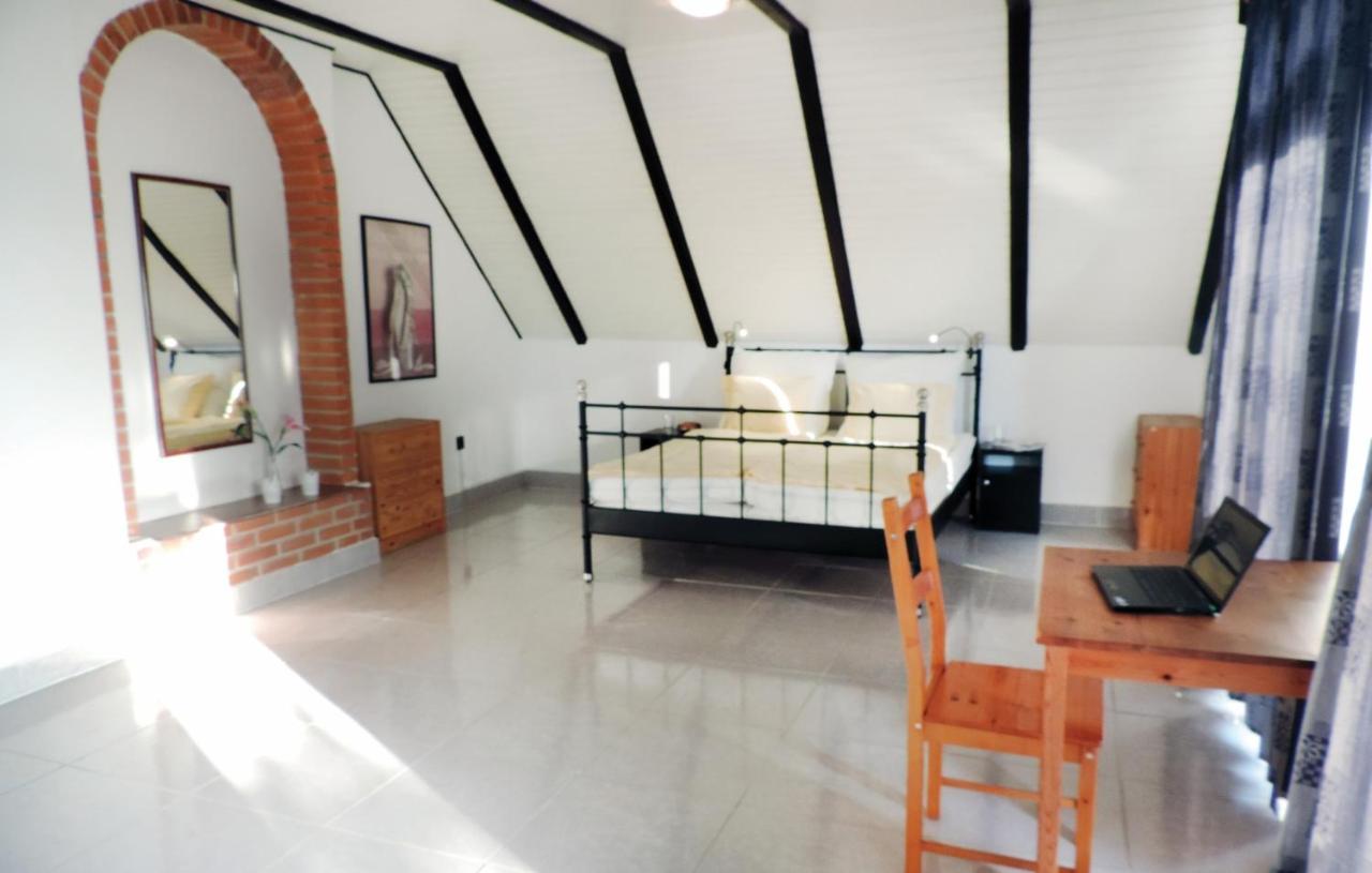 Landhaus Toereki Mit Pool ชิโอฟก ภายนอก รูปภาพ